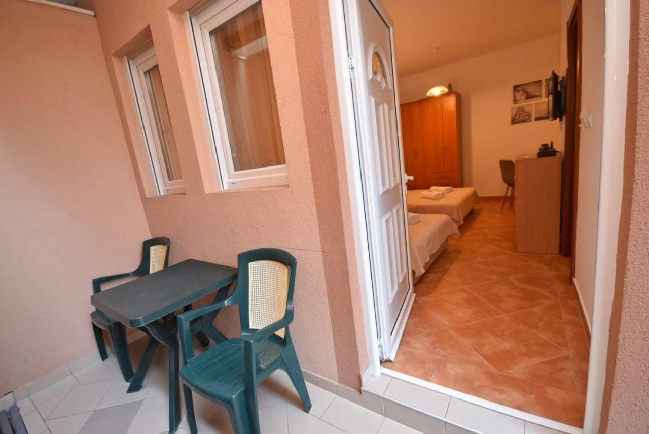 Apartment Anja Herceg Novi Dış mekan fotoğraf